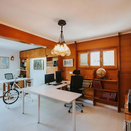 Exclusiva Balcon Rosa Mirando A Torrevieja Alicante